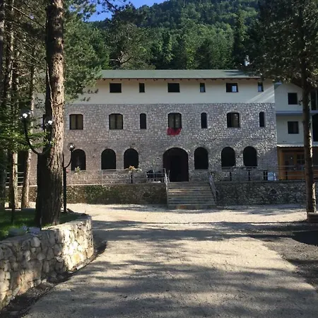 Castello 酒店 Nicaj-Shale