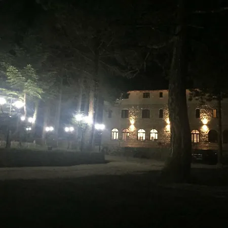 Castello Nicaj-Shale